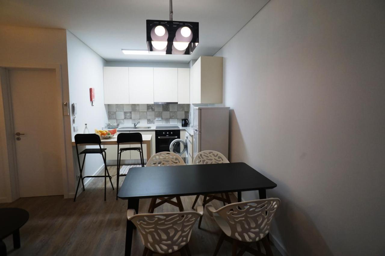 Stylish House - Air Cond, Breakfast, Free Parking, By Porto With Love Lda Vila Nova de Gaia Esterno foto